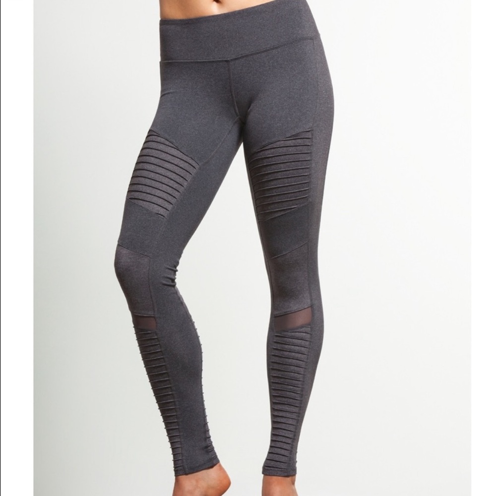Alo Yoga Moto Legging